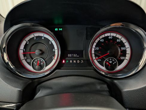 Used 2016 Dodge Grand Caravan SXT FWD image 21