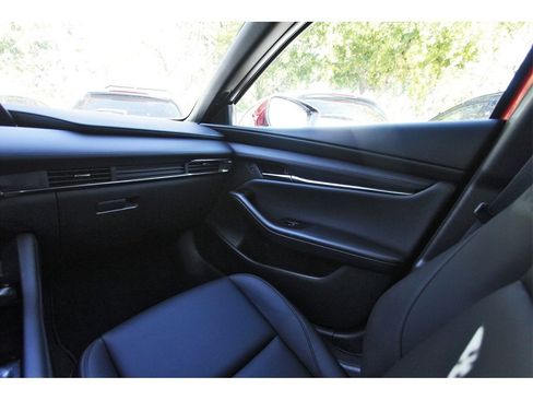 Certified 2025 MAZDA MAZDA3 s image 10