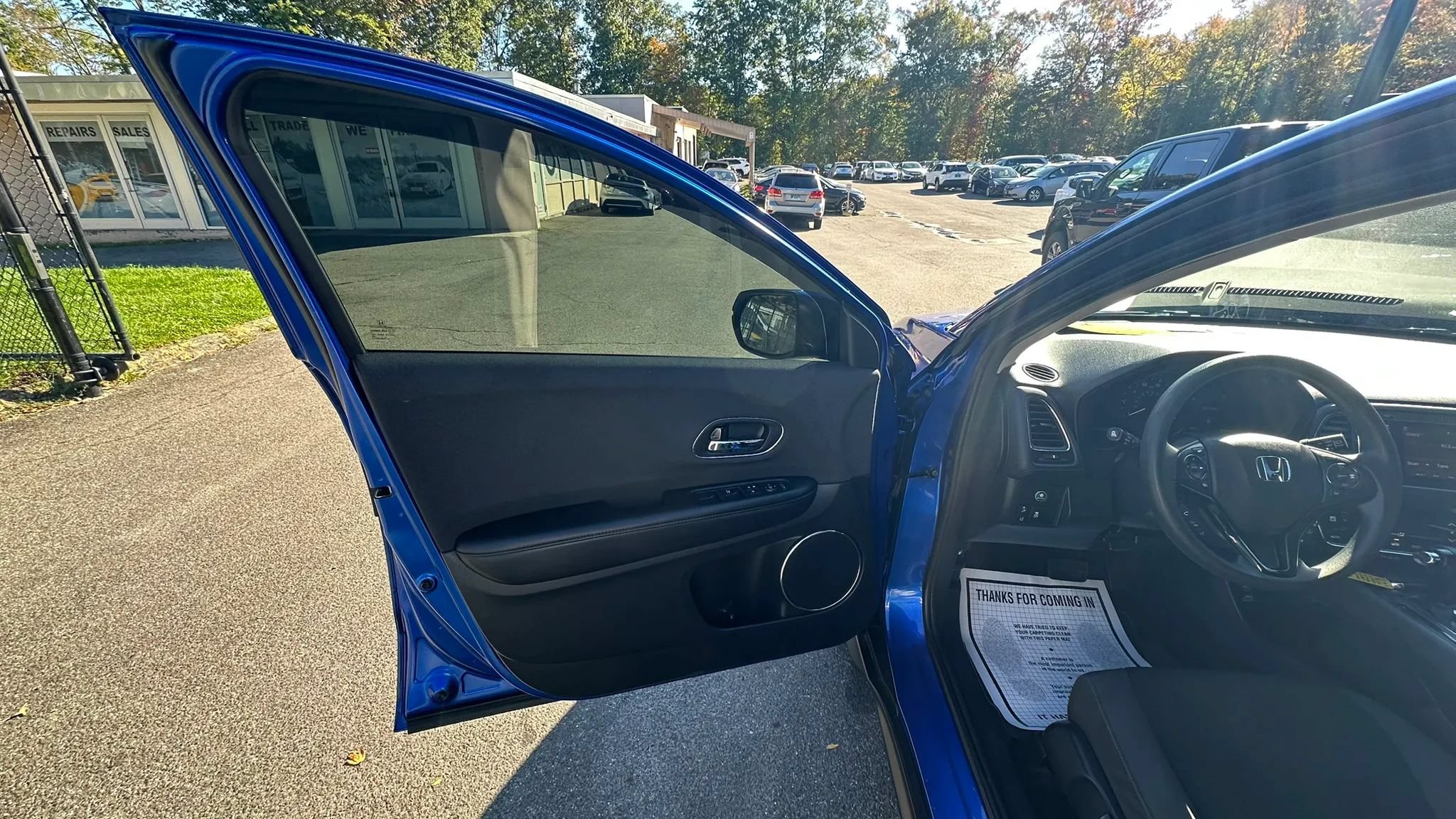 Used 2022 Honda HR-V EX image 27