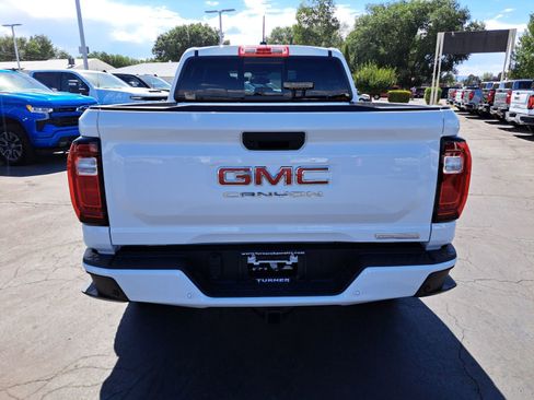 New 2025 GMC Canyon Elevation image 4