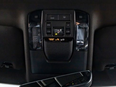 Used 2025 Lexus GX 550 image 29