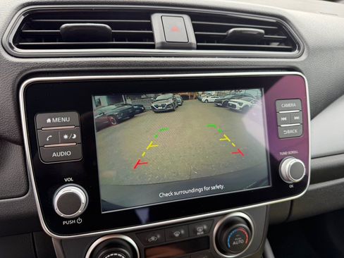 Used 2025 Nissan Leaf S FWD image 24