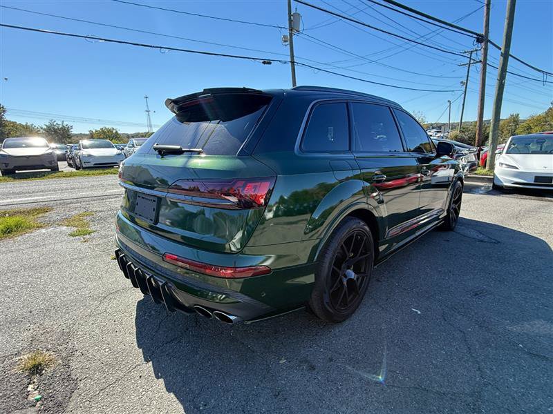 Used 2021 Audi SQ7 Premium Plus w/ Driver Assistance Package AWD/4WD image 5