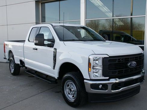 New 2026 Ford F350 XL w/ XL Chrome Package image 7