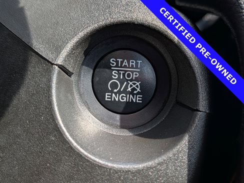 Used 2018 Jeep Compass Limited AWD/4WD image 32