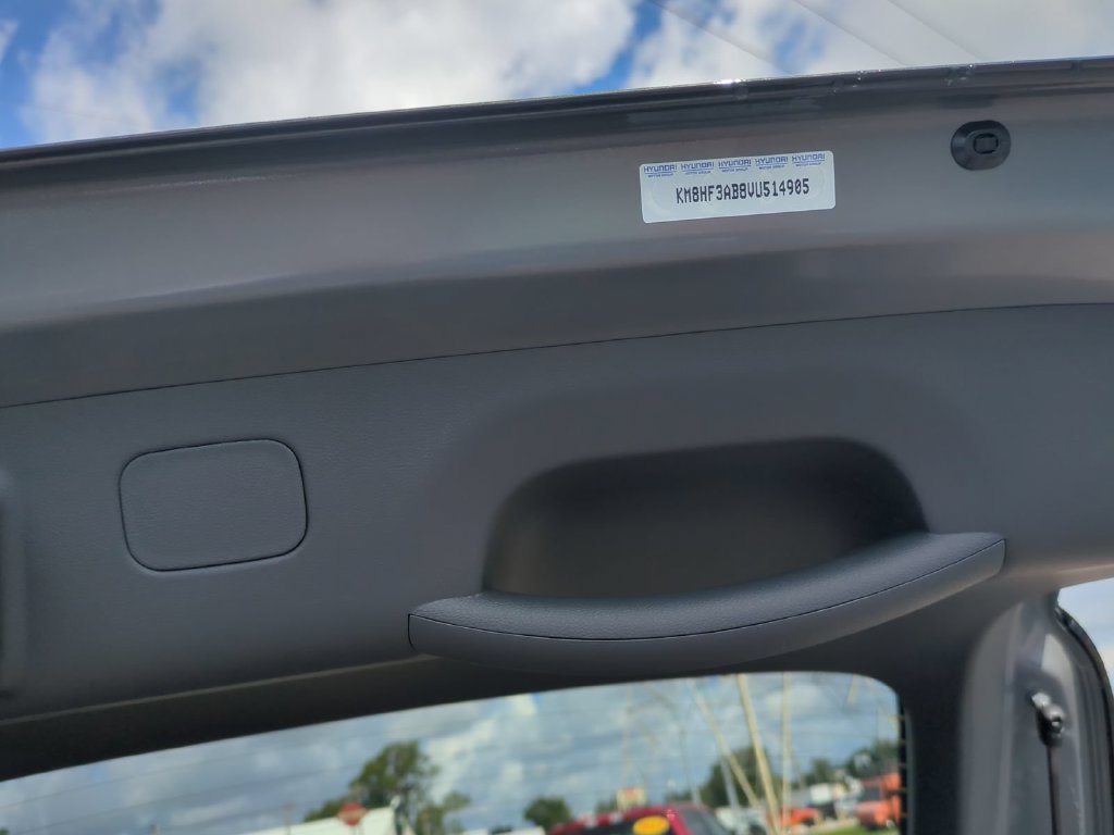 New 2027 Hyundai Kona SEL Sport FWD image 15