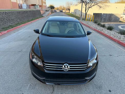 Used 2012 Volkswagen Passat 2.5 SE image 3