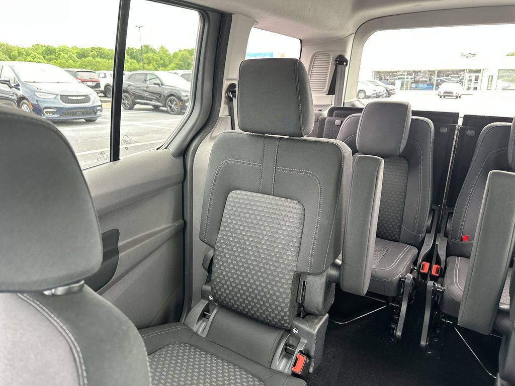 Used 2023 Ford Transit Connect XLT FWD image 12