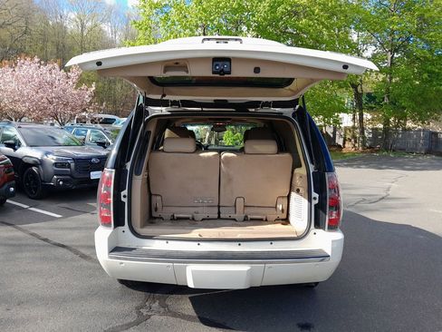 Used 2012 GMC Yukon Denali AWD/4WD image 36