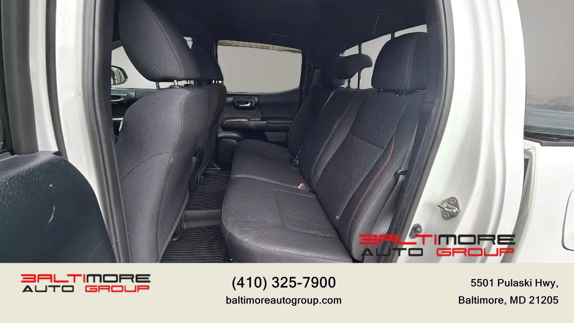 Used 2017 Toyota Tacoma TRD Sport w/ Tow Package (A/T) AWD/4WD image 27