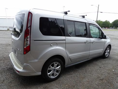 Used 2016 Ford Transit Connect Titanium FWD image 4