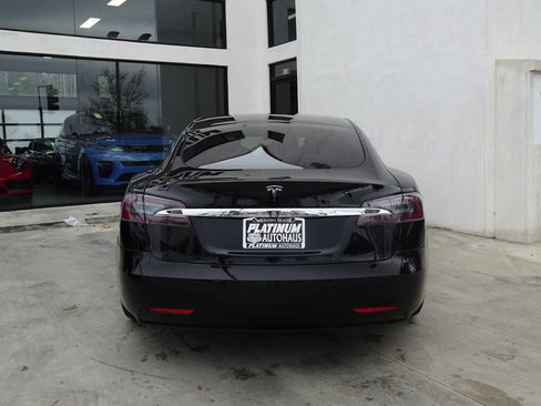 Used 2020 Tesla Model S Long Range Plus image 7