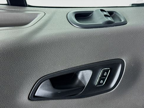 Used 2023 Ford Transit 350 XLT image 22