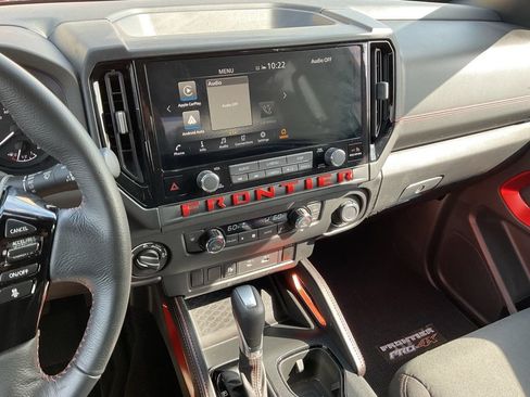 Used 2025 Nissan Frontier PRO-4X w/ Interior Protection Package AWD/4WD image 13