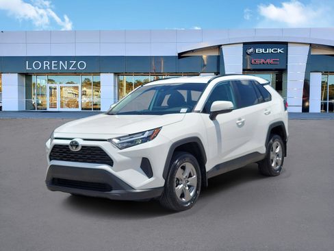 Used 2024 Toyota RAV4 XLE FWD image 1