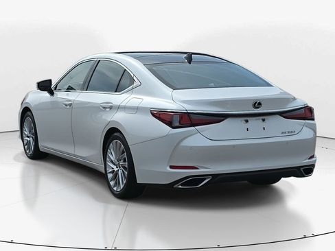 Used 2021 Lexus ES 350 Ultra Luxury w/ Accessory Package 2 image 7