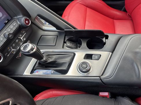 Used 2016 Chevrolet Corvette Stingray Coupe image 23