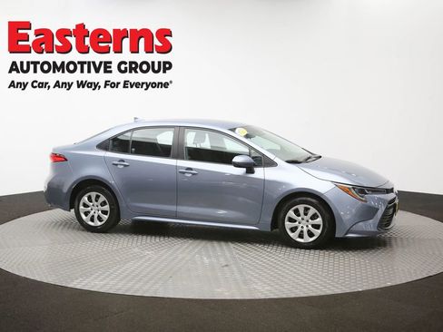 Used 2023 Toyota Corolla LE FWD image 46