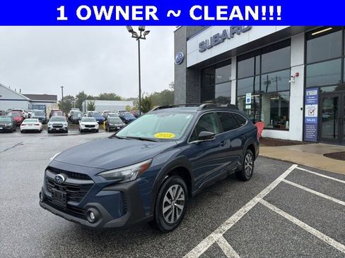 Used 2023 Subaru Outback Premium image 1