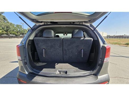 Used 2013 Kia Sorento EX w/ Premium Plus Pkg image 17