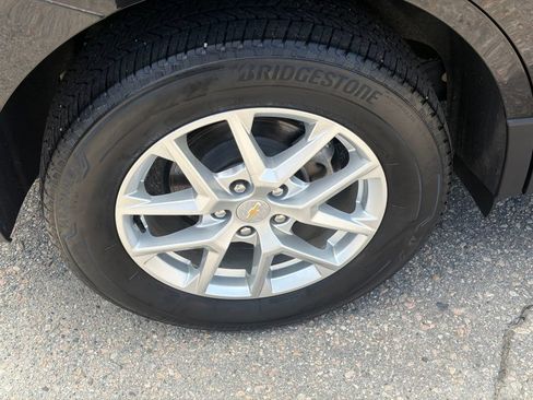 Used 2023 Chevrolet Equinox LS w/ LS Convenience Package AWD/4WD image 12