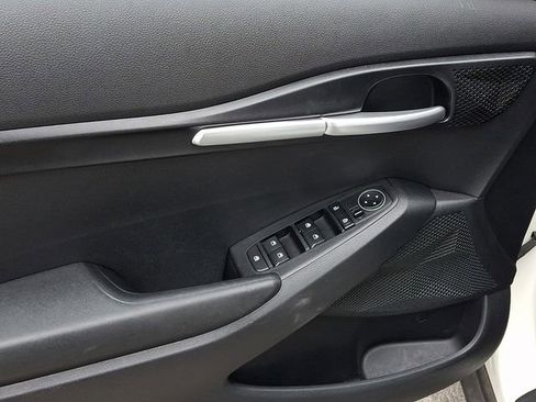 Used 2021 Kia Seltos LX image 12