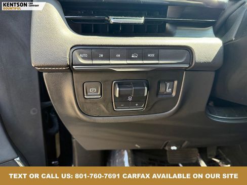 Used 2023 Cadillac Escalade Sport image 23