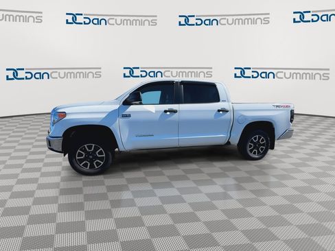 Used 2016 Toyota Tundra SR5 w/ TRD Off Road Package AWD/4WD image 5