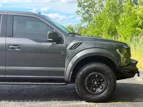Used 2018 Ford F150 Raptor w/ Equipment Group 802A Luxury AWD/4WD image 16