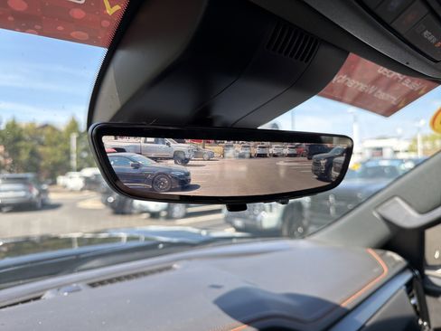 Used 2023 GMC Sierra 1500 AT4 w/ Technology Package image 27