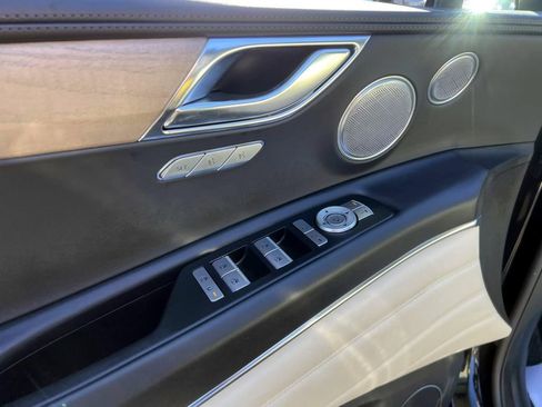 Certified 2023 Genesis GV80 3.5T image 19