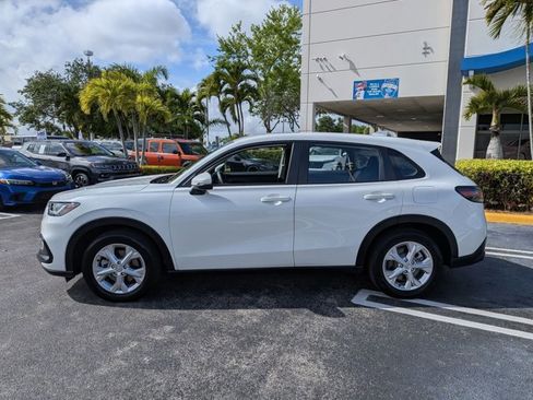 Used 2023 Honda HR-V LX image 8