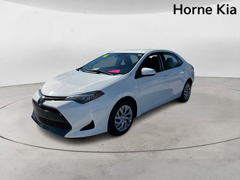 Used 2019 Toyota Corolla LE image 7