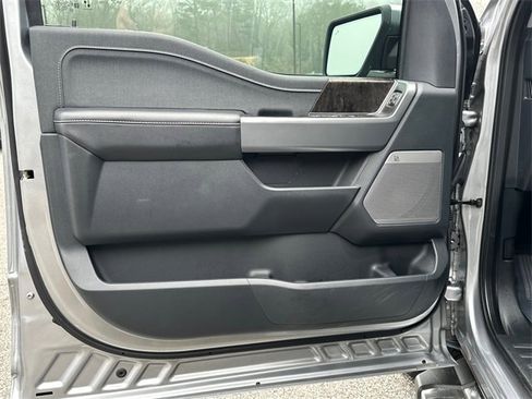 Used 2023 Ford F150 Lariat w/ Equipment Group 502A High image 10