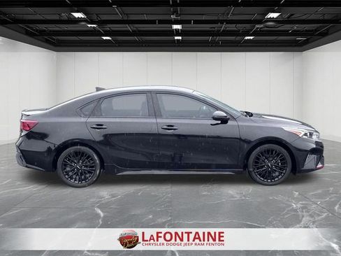 Used 2023 Kia Forte GT-Line w/ GT-Line Premium Package image 6