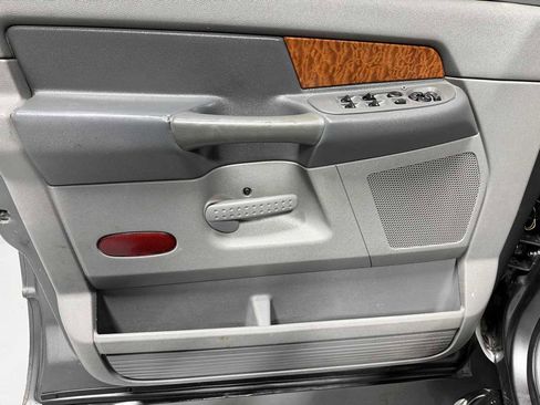 Used 2006 Dodge Ram 2500 Truck Laramie image 11