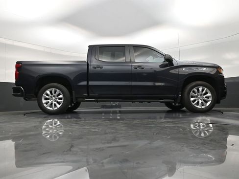 Used 2022 Chevrolet Silverado 1500 Custom RWD image 26