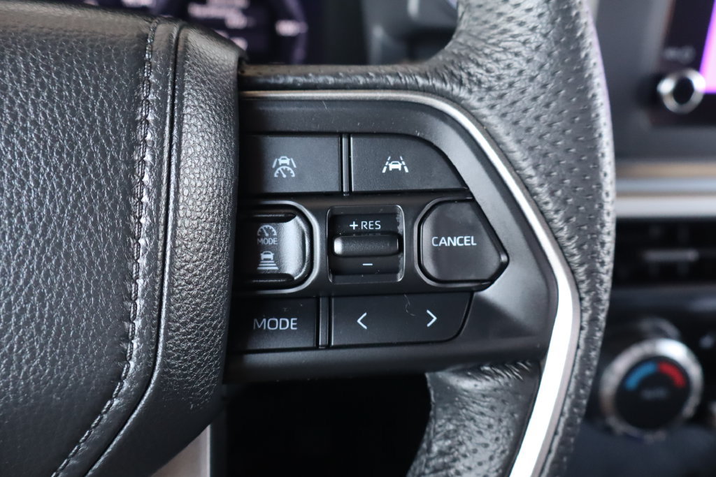 Used 2025 Toyota Tacoma TRD Off-Road AWD/4WD image 20