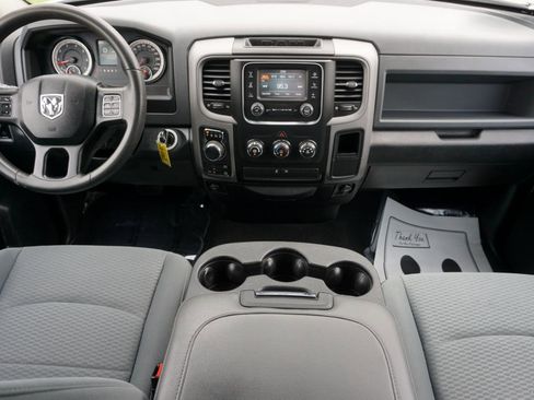 Used 2016 RAM 1500 Express AWD/4WD image 10
