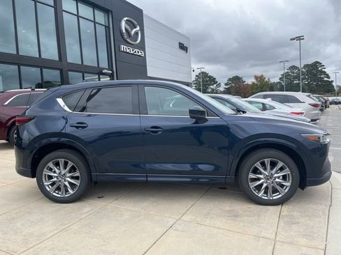 New 2025 MAZDA CX-5 AWD 2.5 S w/ Premium Plus Pkg image 3