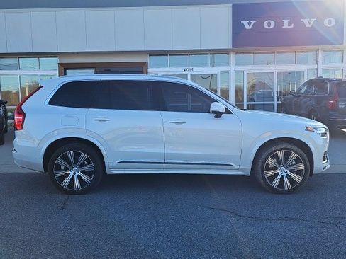 Used 2025 Volvo XC90 T8 Ultra image 6