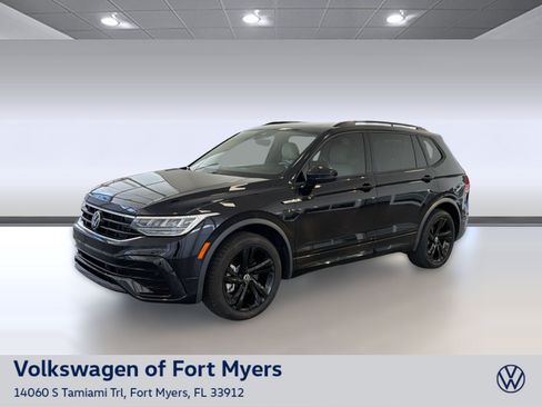 Used 2023 Volkswagen Tiguan SE R-Line FWD image 1