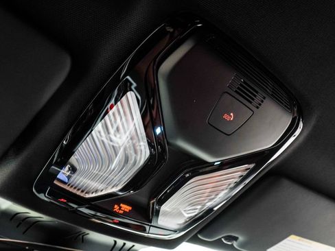 Used 2025 BMW M4 Competition RWD image 35
