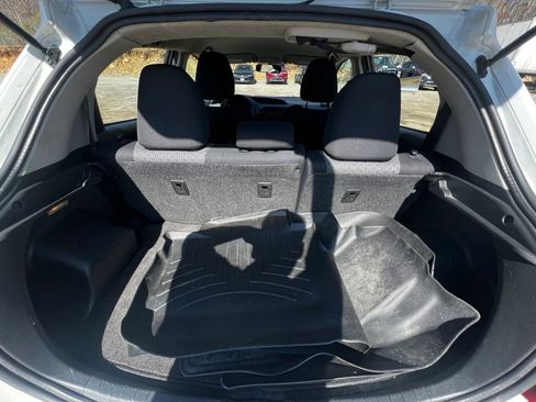 Used 2016 Toyota Yaris L FWD image 16