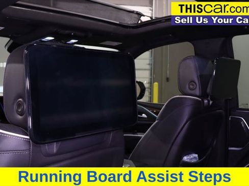 Used 2021 Cadillac Escalade Premium Luxury w/ LPO, Illumination Package RWD image 31
