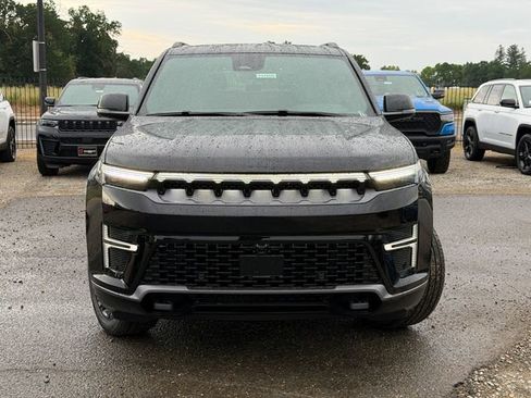 New 2026 Jeep Grand Wagoneer L Limited image 3