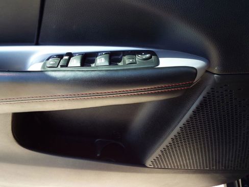 Used 2016 Dodge Journey R/T w/ Driver Convenience Group image 22