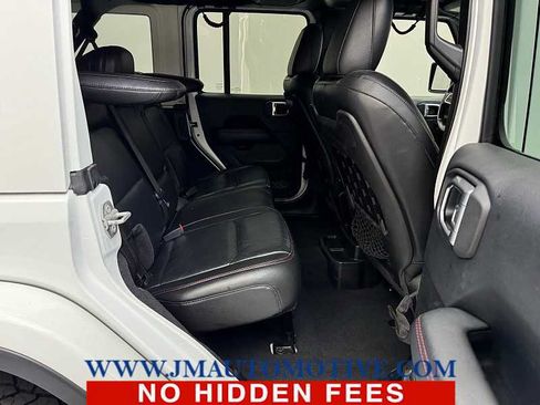 Used 2018 Jeep Wrangler Unlimited Rubicon AWD/4WD image 16