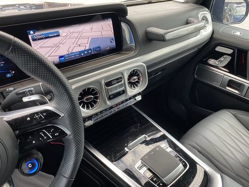 Certified 2025 Mercedes-Benz G 63 AMG 4MATIC image 8