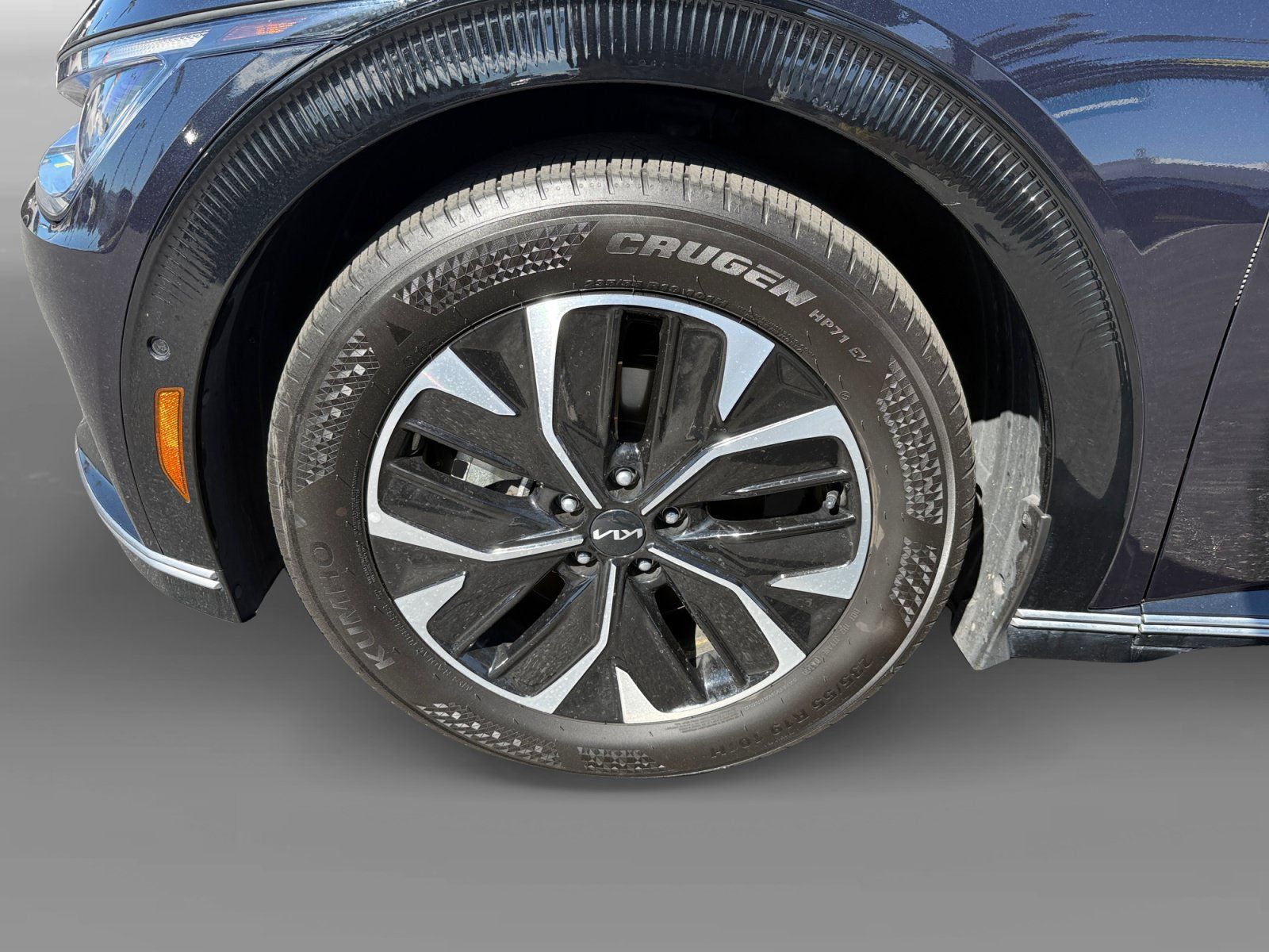 Certified 2024 Kia EV6 Wind w/ Wind Technology Package RWD image 9
